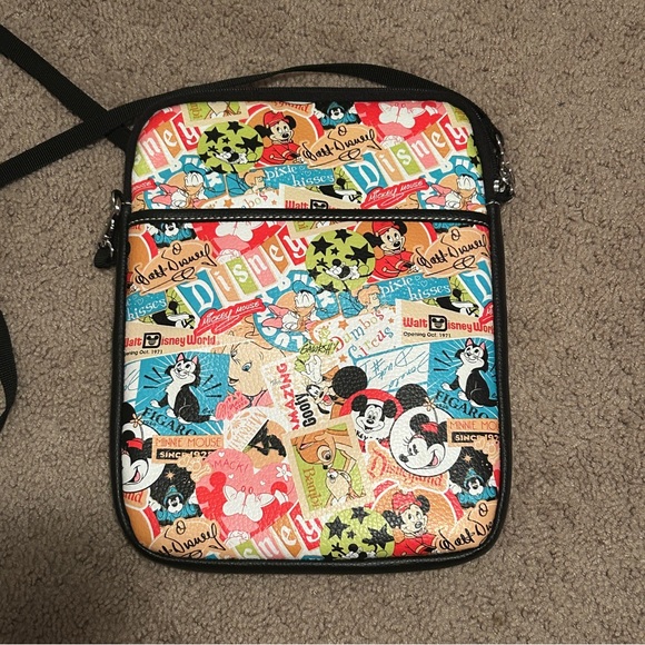 Retro Disney Park Logo D-Tech IPad Tablet Bag - Picture 2 of 8